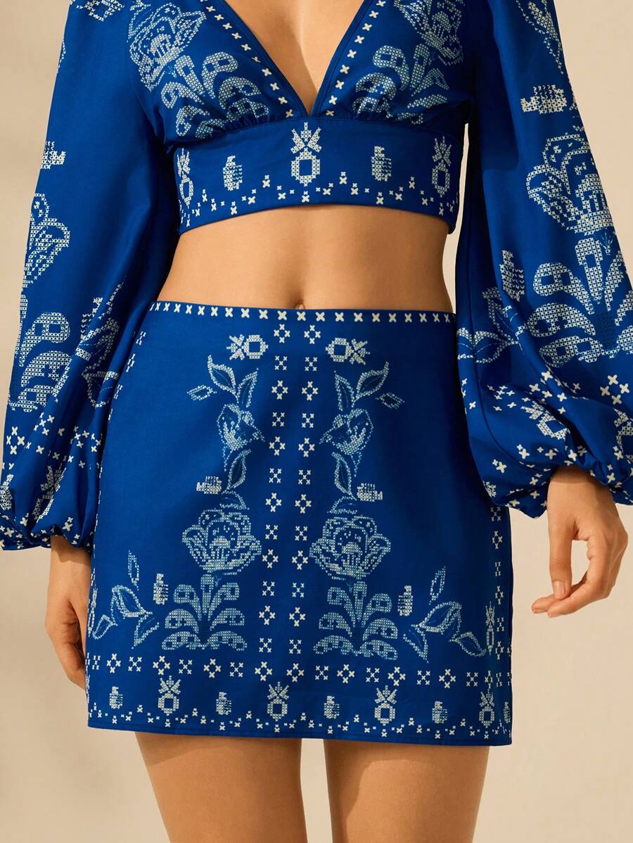 Falda Mini Boho Bordada "Azul Vintage"