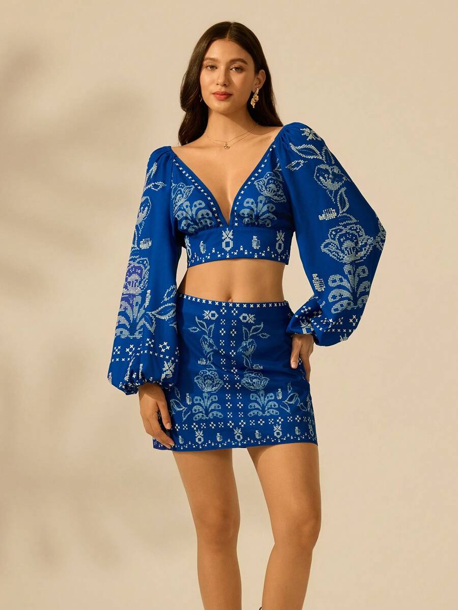 Falda Mini Boho Bordada "Azul Vintage"